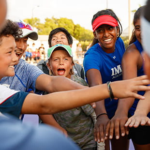 Dalian American International School | 大连美国国际学校 - Homepage - Partnership Logo