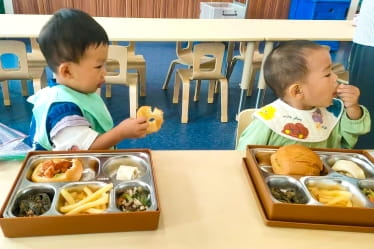 early years lunch