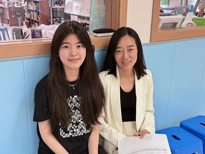 Amanda Jiang and Dr. Xiaoming Liu